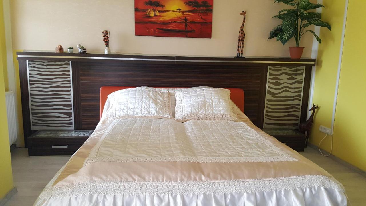 Safari Apartman Hajdúszoboszló Dış mekan fotoğraf
